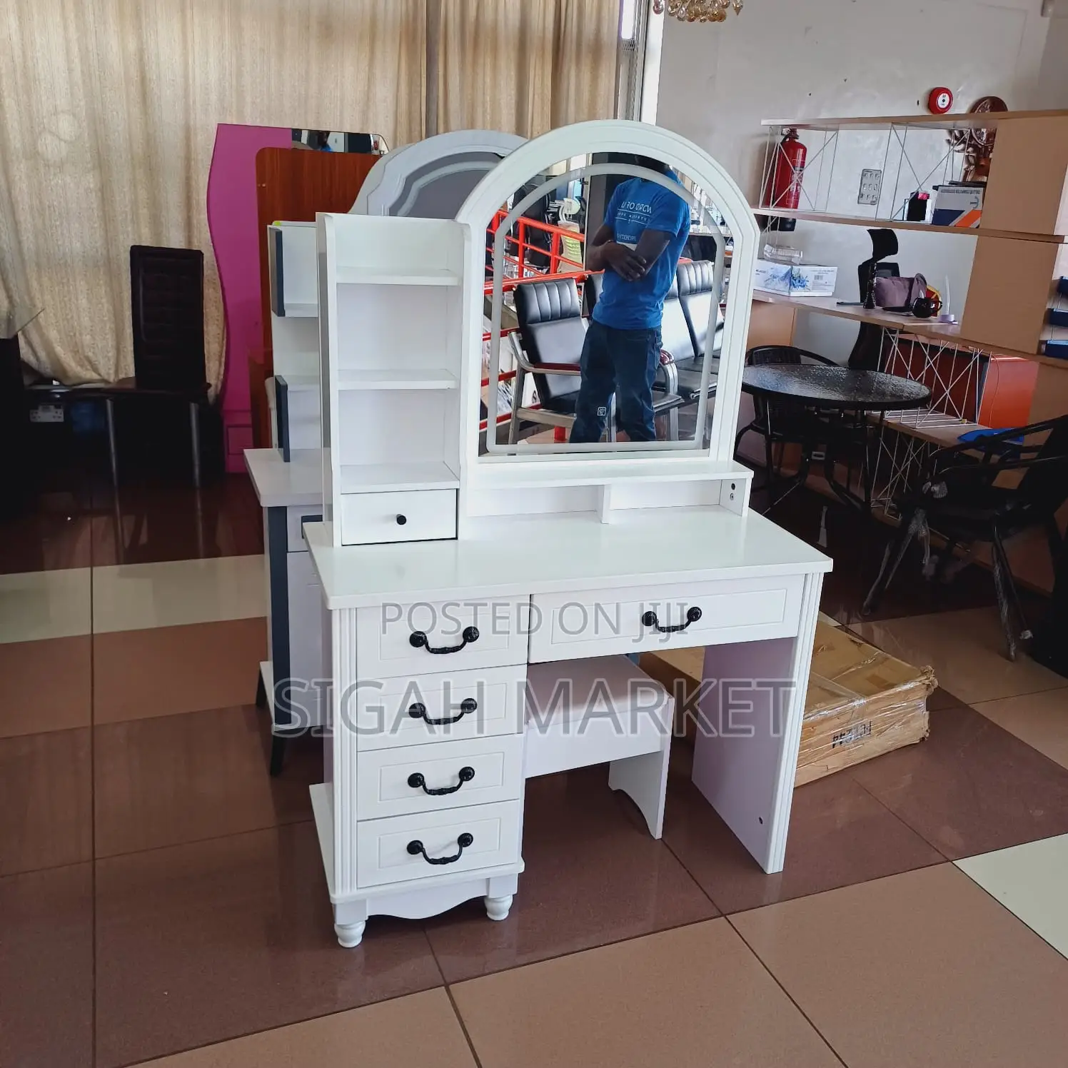 Dressing Table Dressing Table Dressing Table