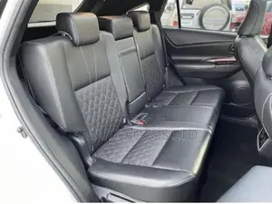 Toyota Harrier 2017 Pearl