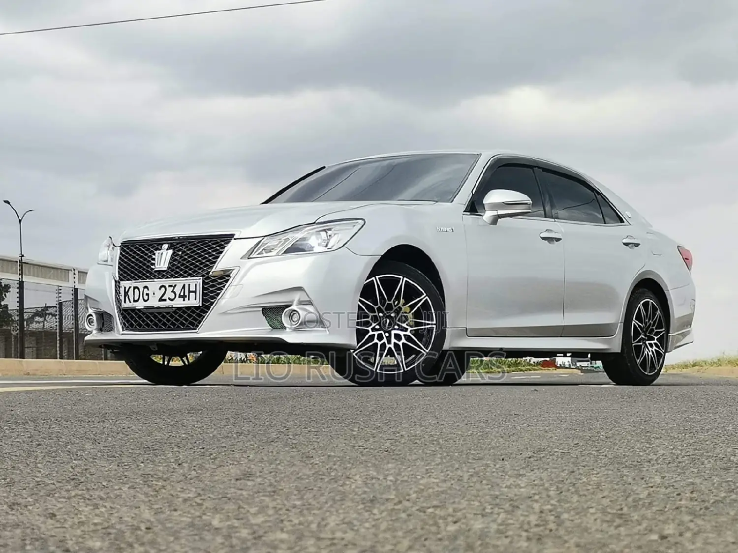Toyota Crown 2015 Silver
