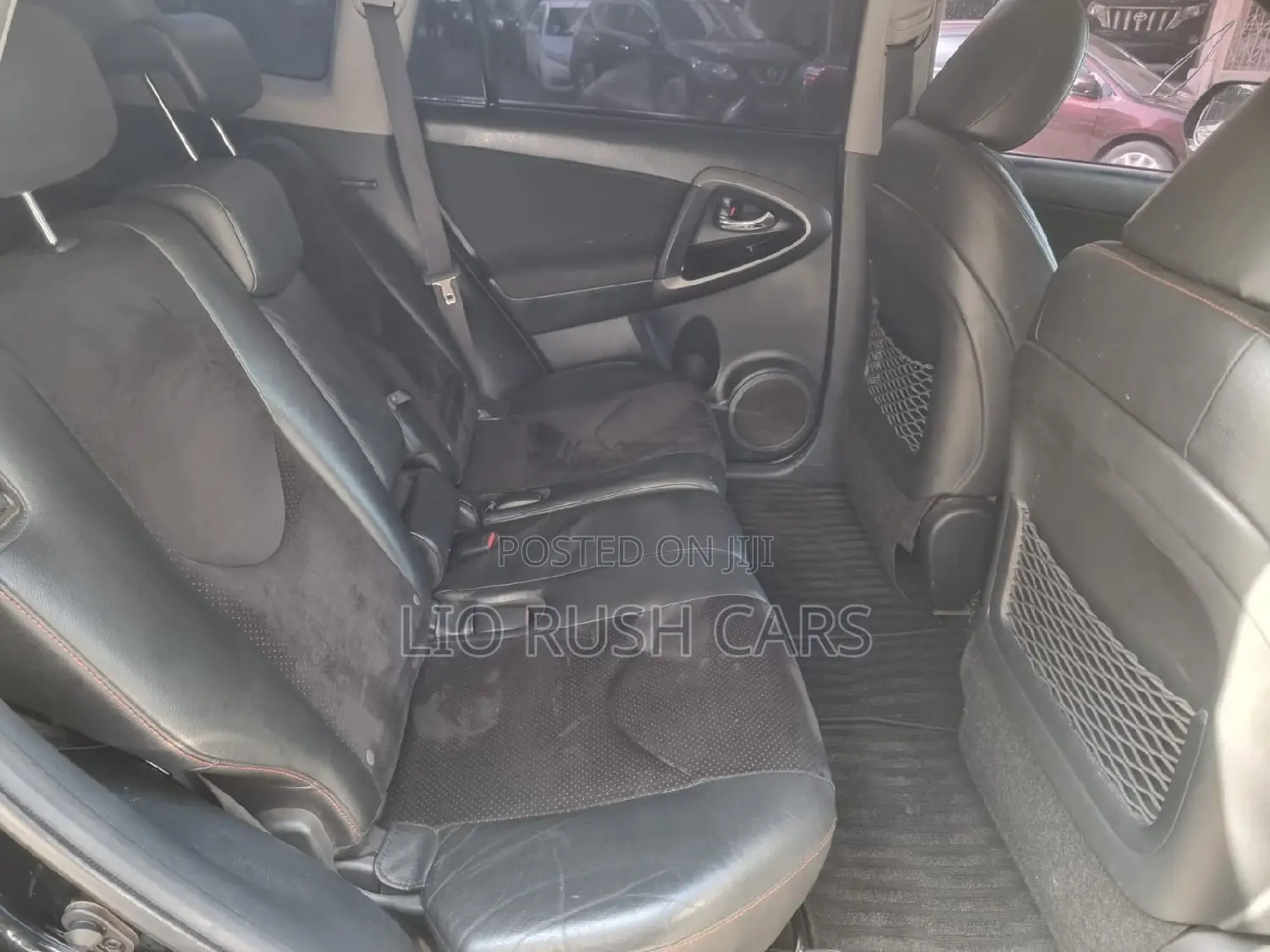 Toyota Vanguard 2013 Black