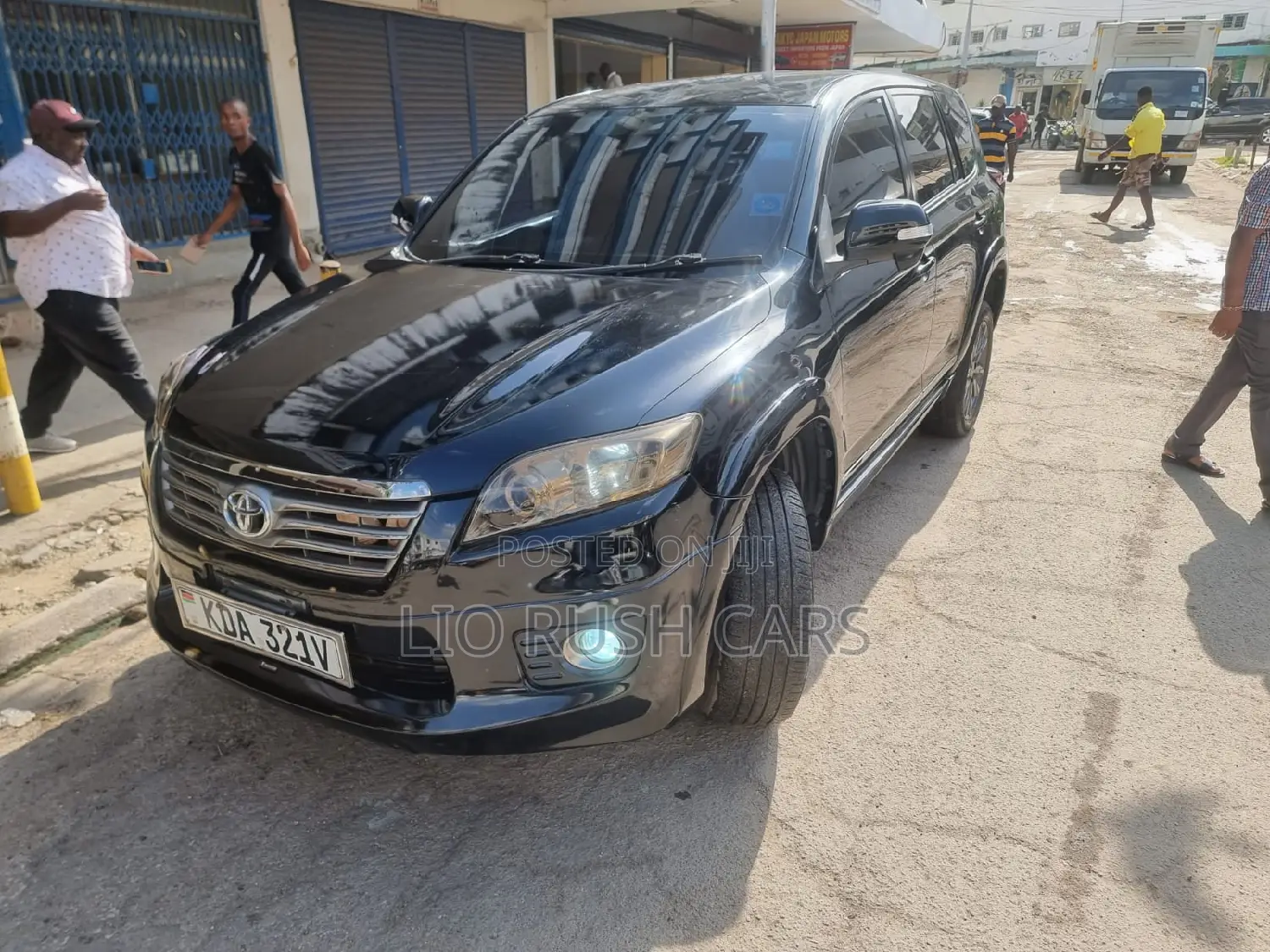 Toyota Vanguard 2013 Black
