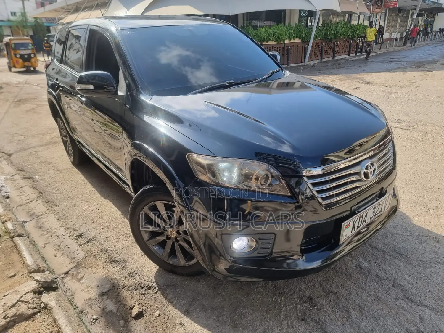 Toyota Vanguard 2013 Black