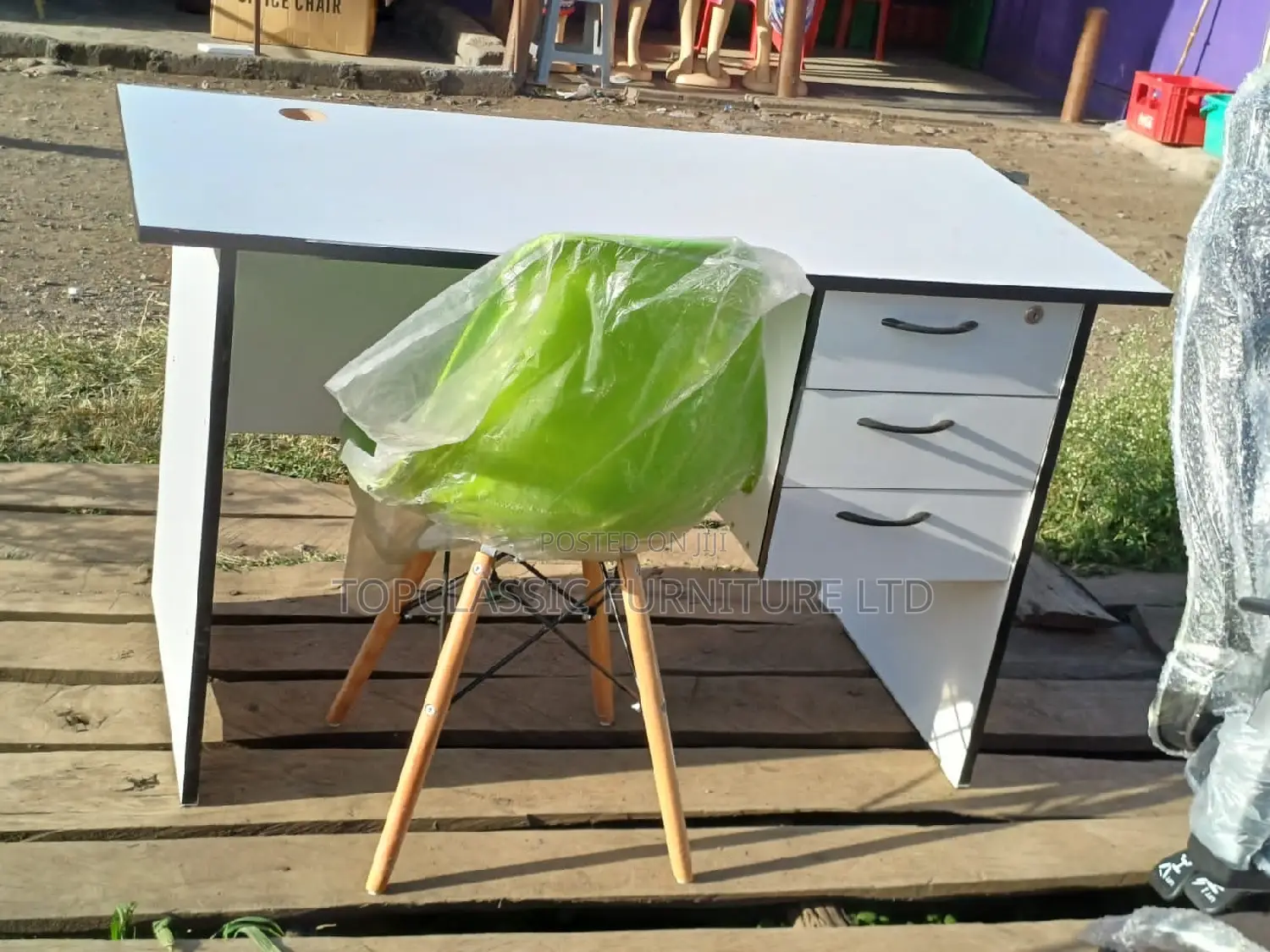 Eames/Office Desk