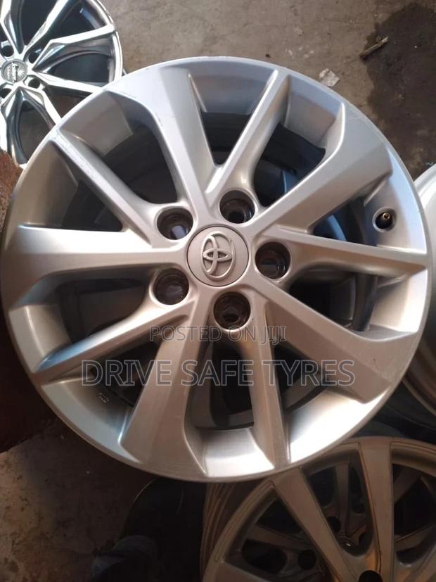 16 Inch Isis Original Rims Set