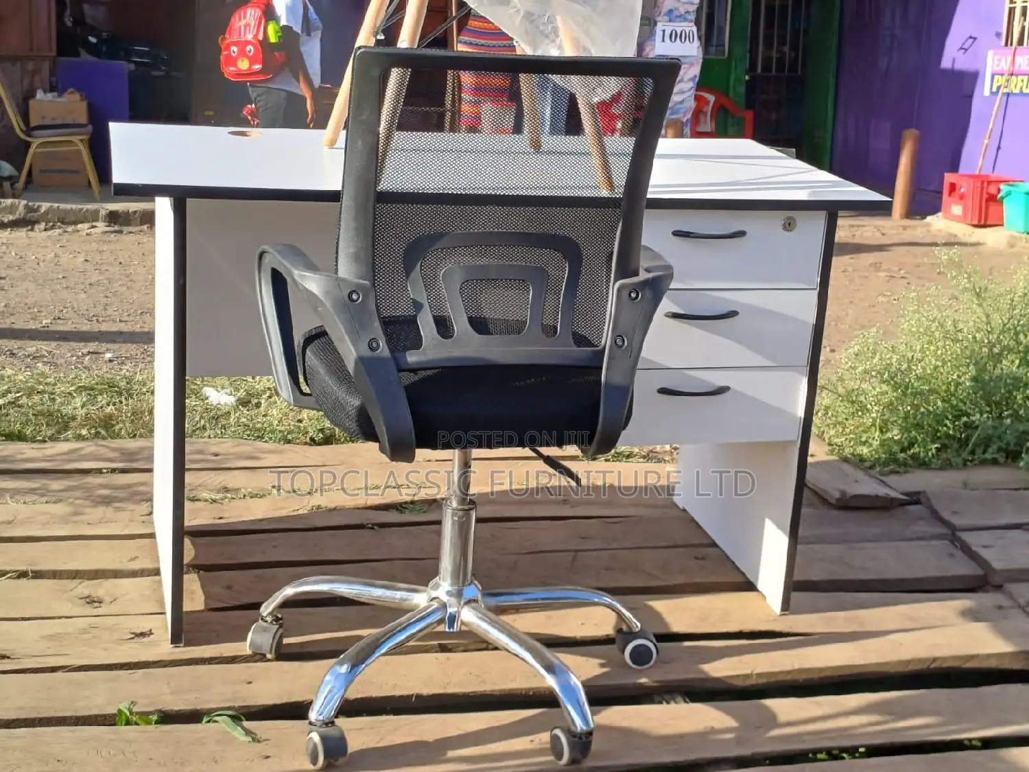 Office Chair/Desk