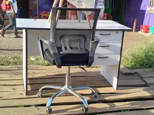 Office Chair/Desk