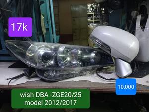 Head Light Wish DBA -ZGE20/25 Model 2012/2017 Xenon