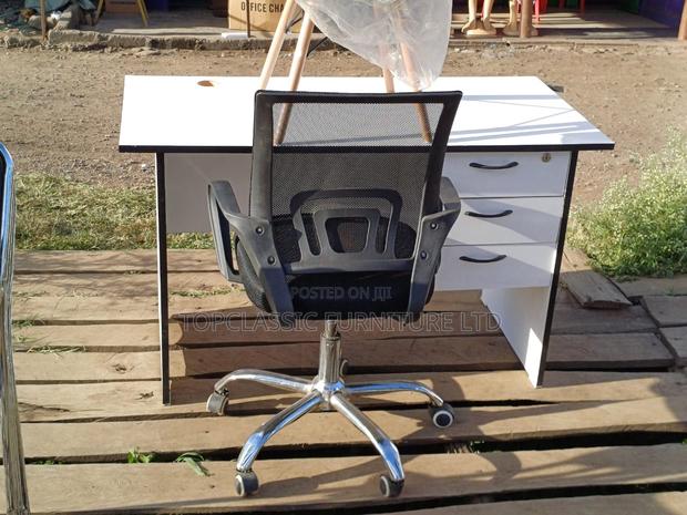 Office Chair/Desk