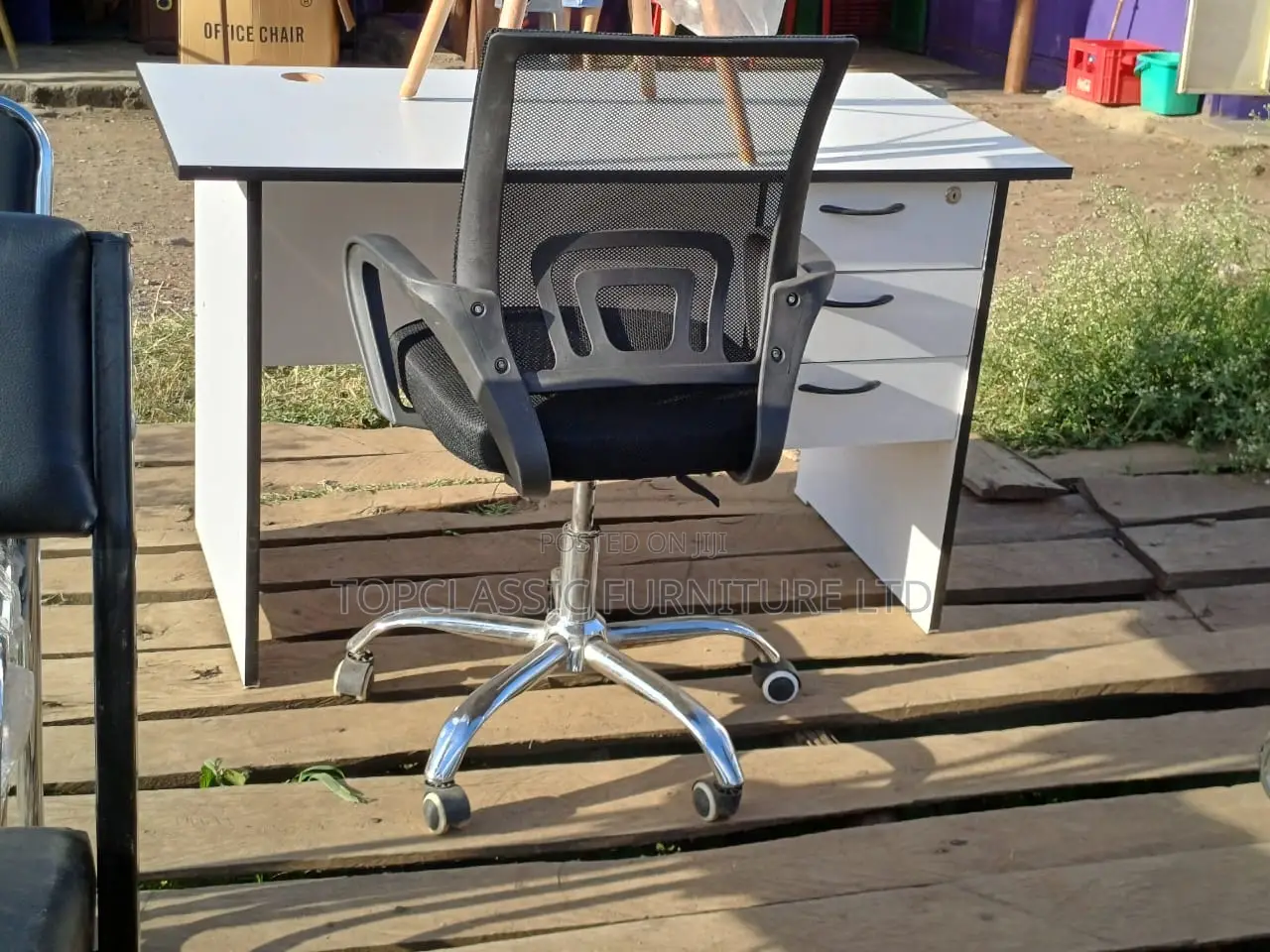 Office Chair/Desk