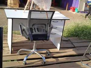 Office Chair/Desk