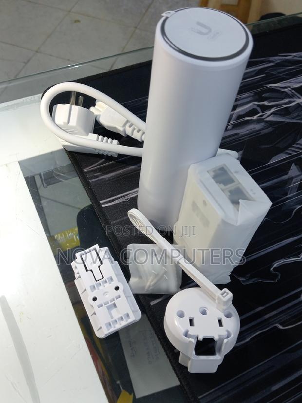 Ubiquiti U6-Mesh Unifi Wifi 6 Access Point - main view