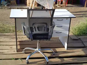 Office Chair/Desk