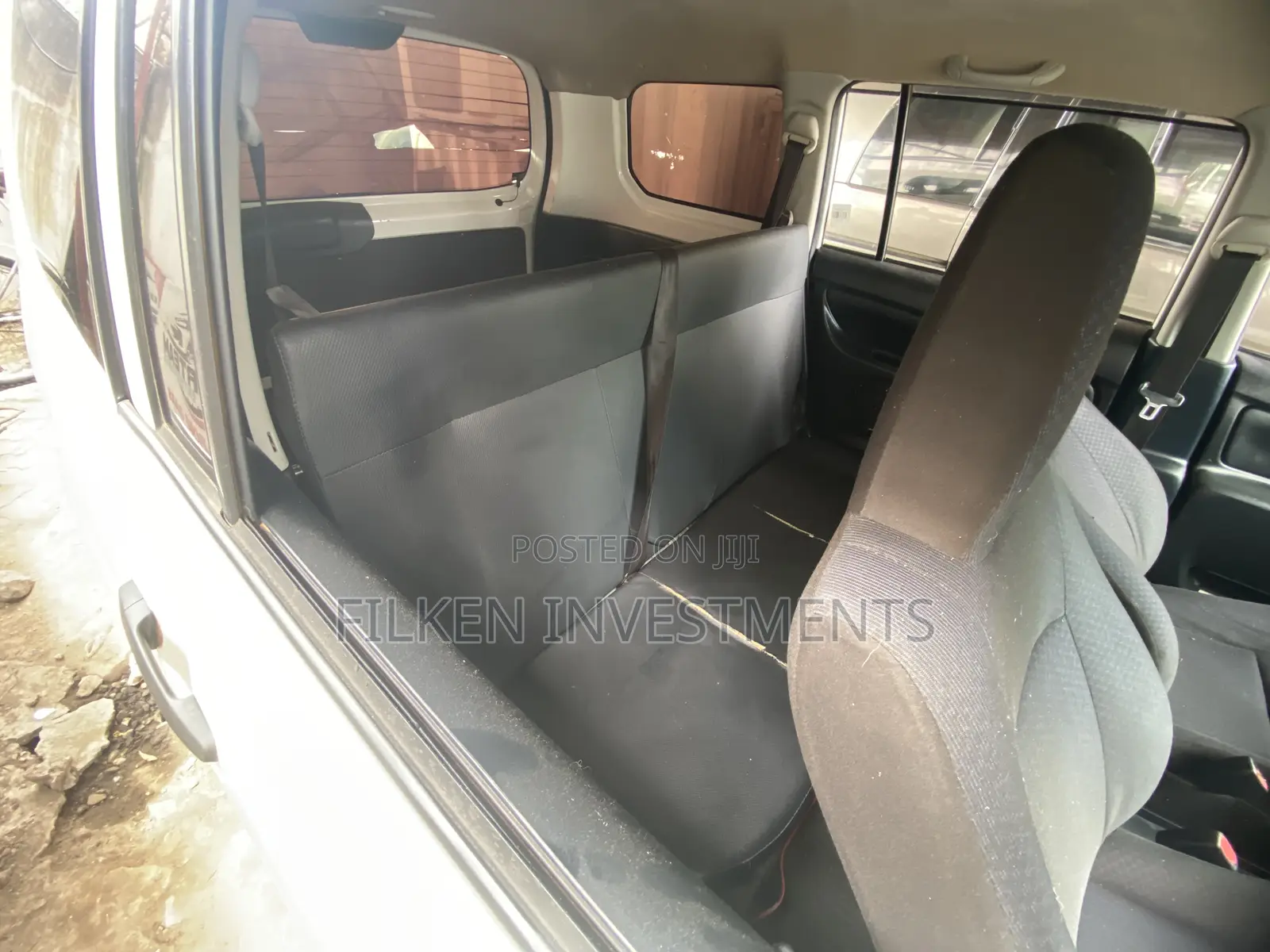Toyota Succeed SV Premium 2014 White