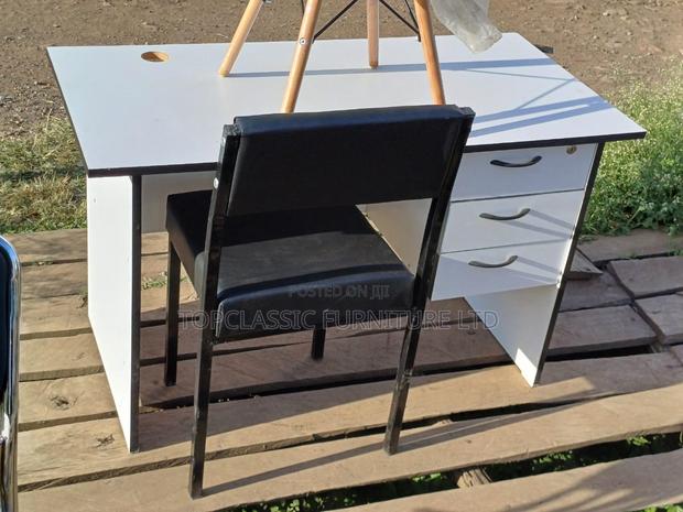 Office Desk/Waiting Chair