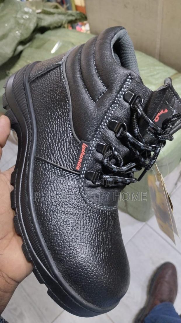 Safety Boots Available Now