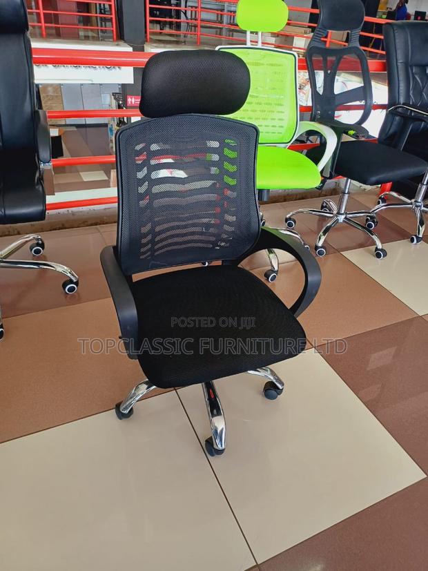 Headrest Chair Office Chair - main view