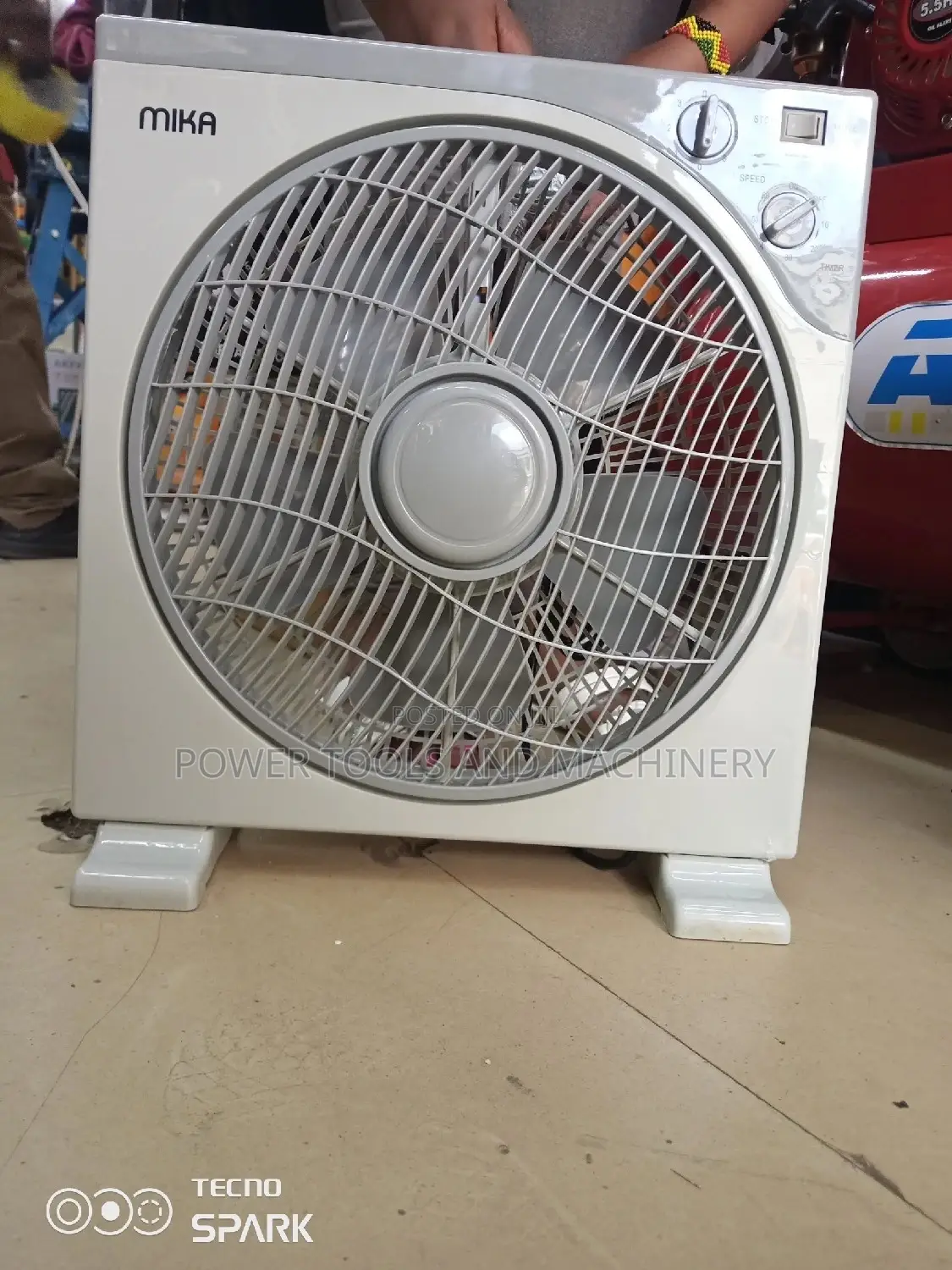 Square Mika Fan