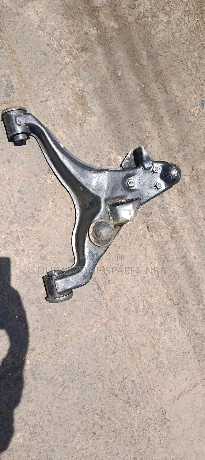 Pajero, Shogun,Prado J95,J120 Surf, Millenium Lower Arms.