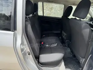 Toyota Succeed 2019 Silver