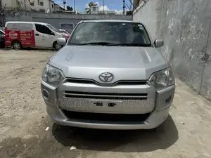 Toyota Succeed 2018 Silver