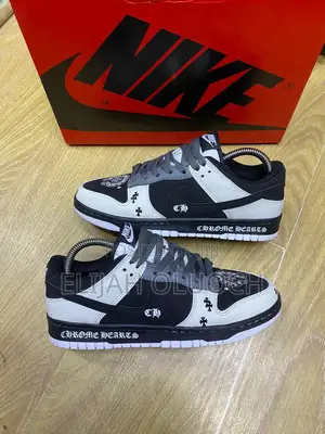 Nike Sb Dunk *Chrome Heart
