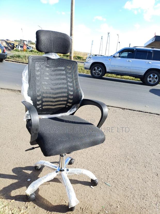 Headrest Chair Office Chair - main view