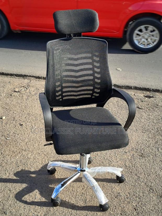 Headrest Chair Office Chair - main view