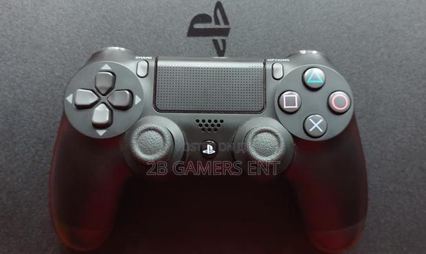 Play Station 4 Pro, 2 Pads - thumbnail 2