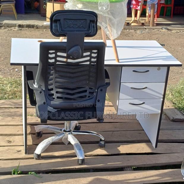 Office Desk+Headrest Chair - main view