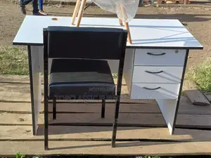 Waiting Chair/Caterina Chair+Office Desk