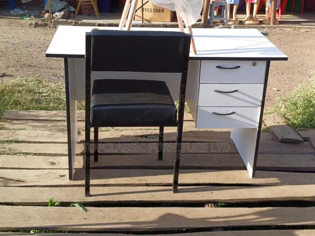 Waiting Chair/Caterina Chair+Office Desk