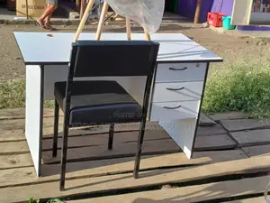 Waiting Chair/Caterina Chair+Office Desk