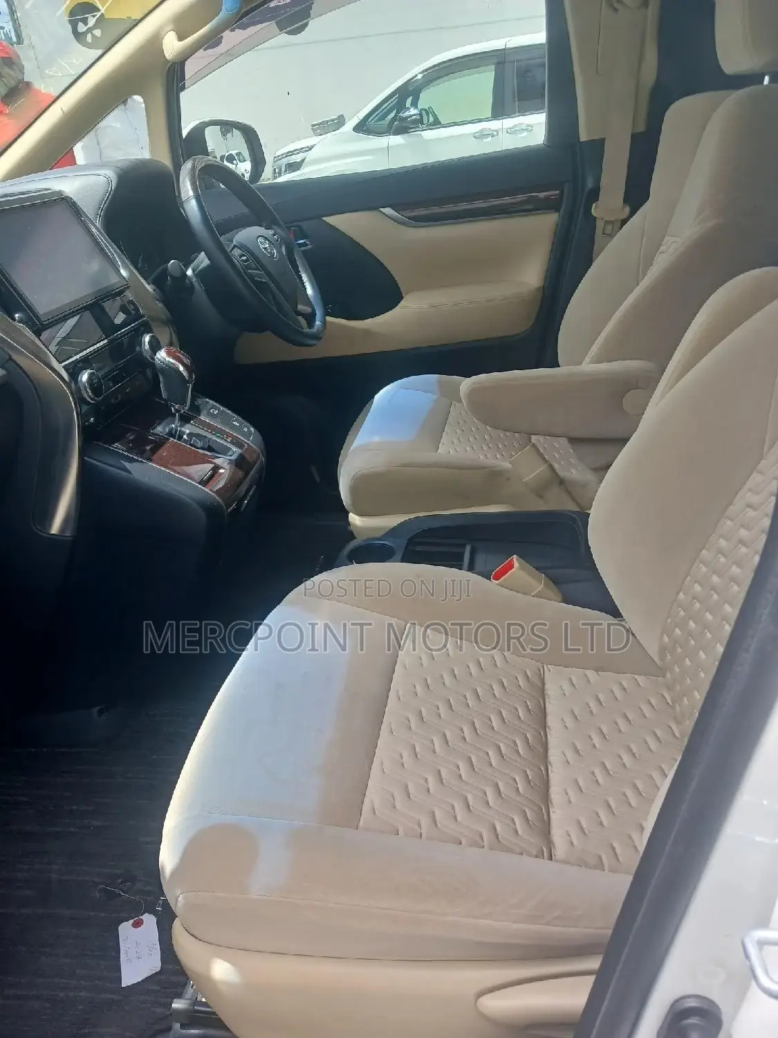 Toyota Alphard 2018 White