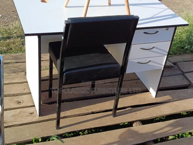 Waiting Chair/Caterina Chair+Office Desk