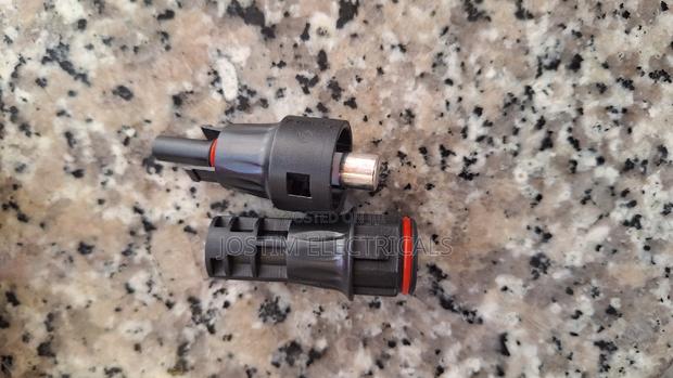 Mc4 With Fuse - thumbnail 3