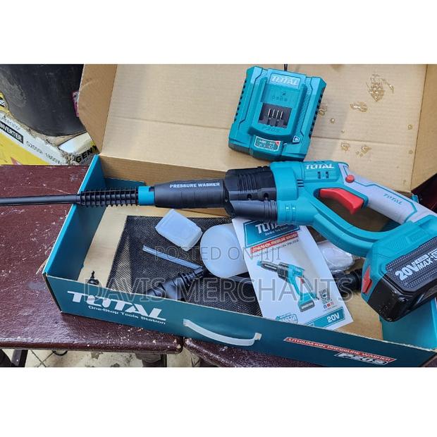 Cordless Total Pressure Washer - thumbnail 2