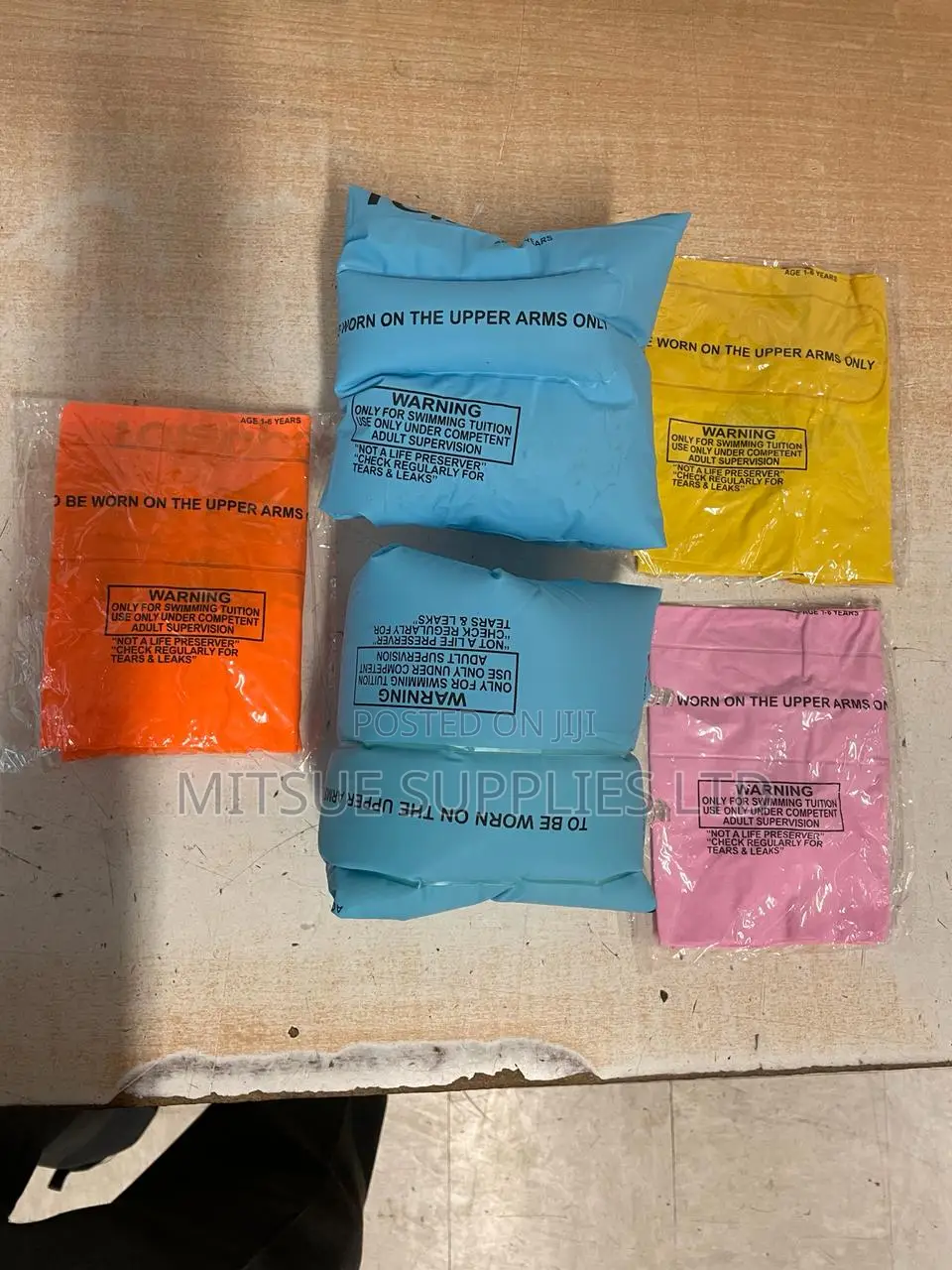 Pair of Swimming Arm Bands Multicolour