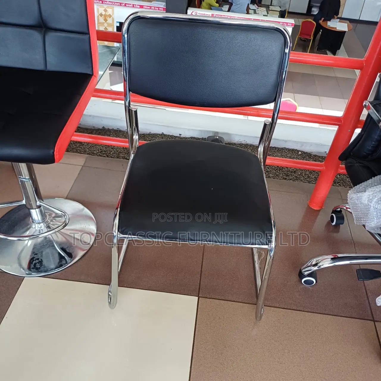 Waiting /CFA Chair/Office Chair
