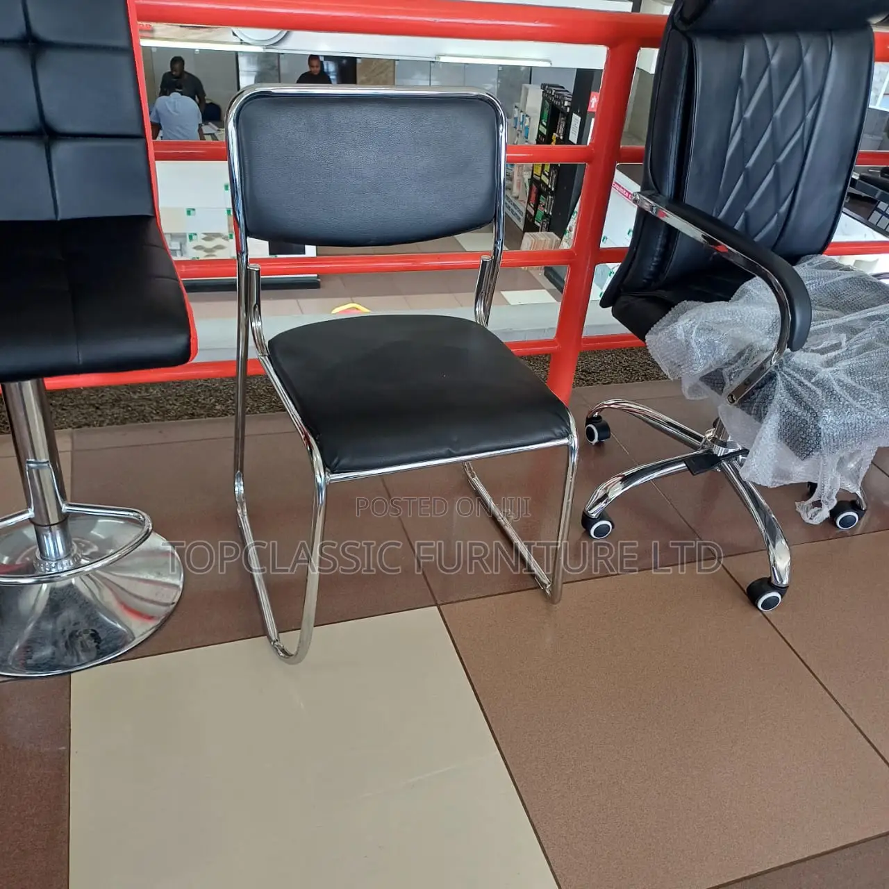 Waiting /CFA Chair/Office Chair