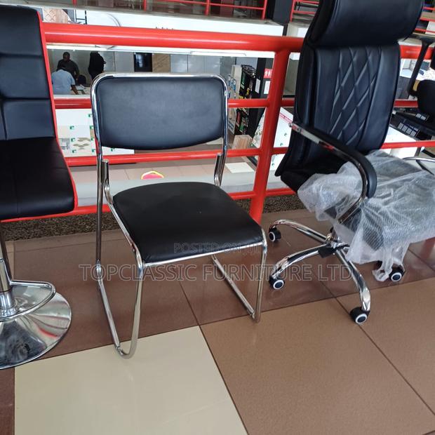 Waiting /CFA Chair/Office Chair