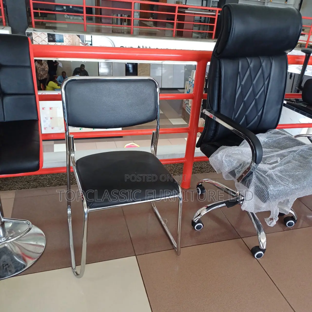 Waiting /CFA Chair/Office Chair