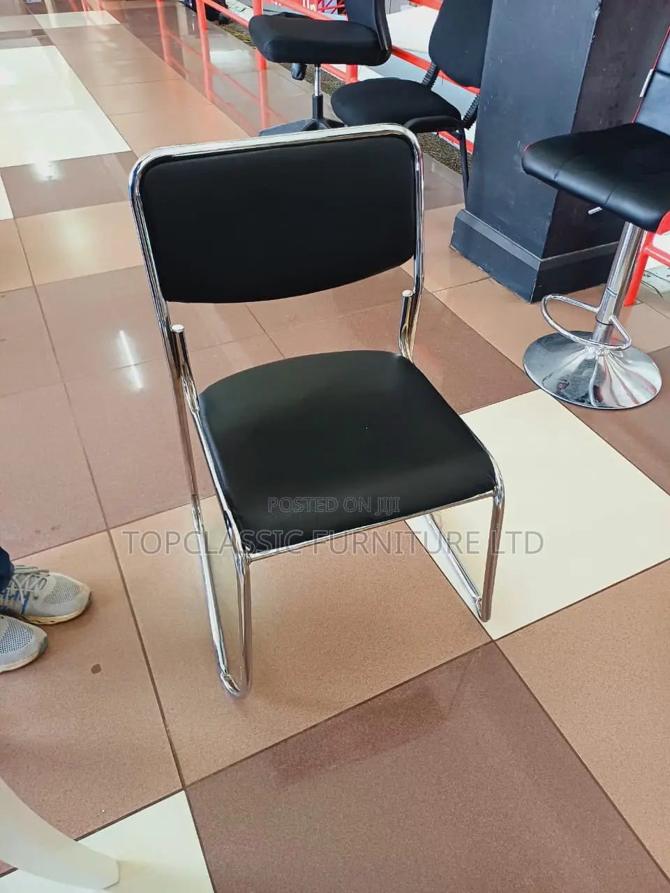 Waiting /CFA Chair/Office Chair