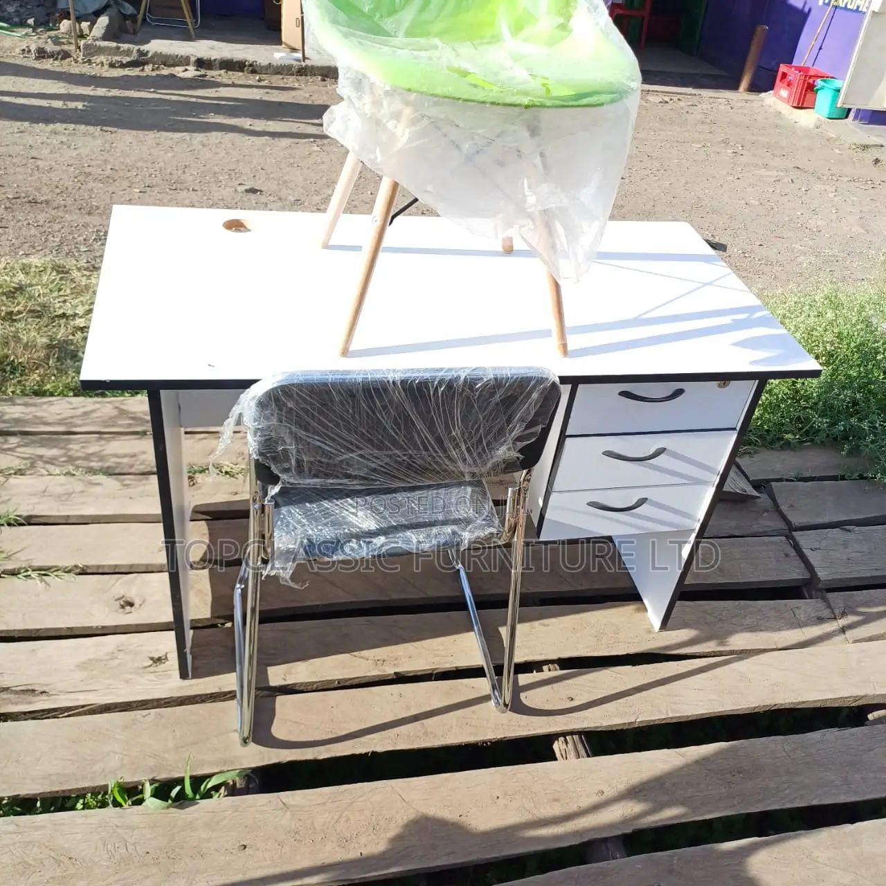 Office Desk+Office Chair/Waiting Chair