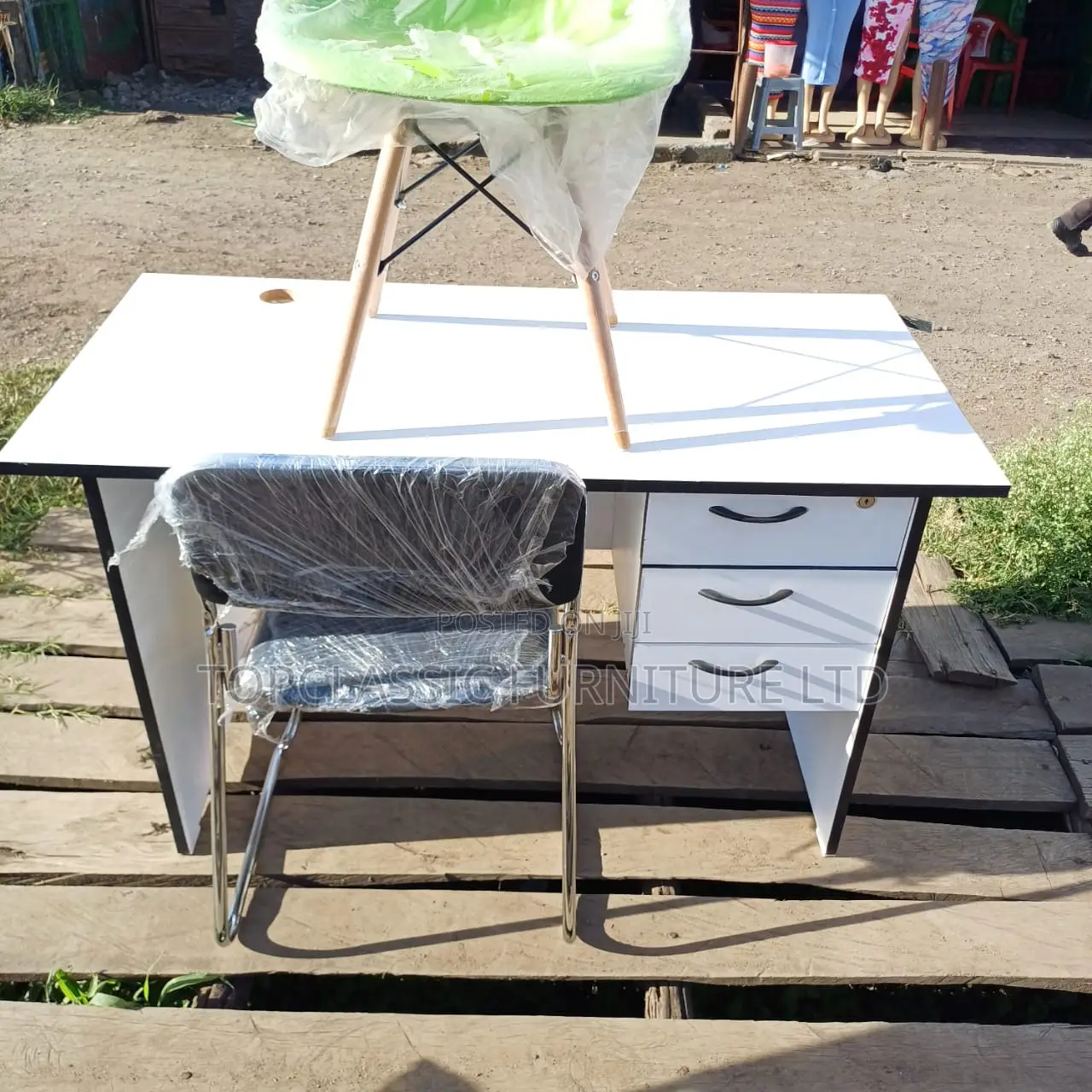Office Desk+Office Chair/Waiting Chair