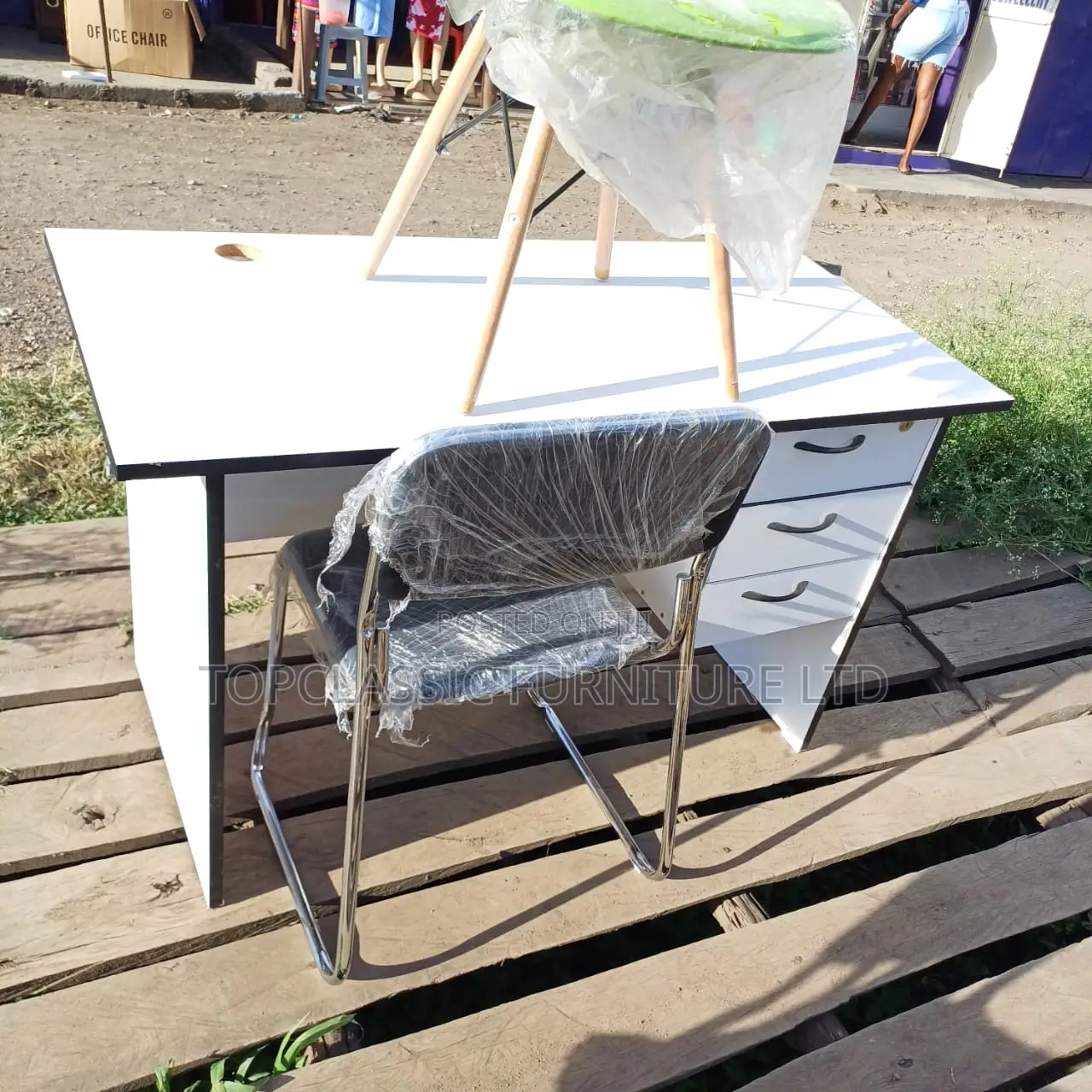 Office Desk+Office Chair/Waiting Chair