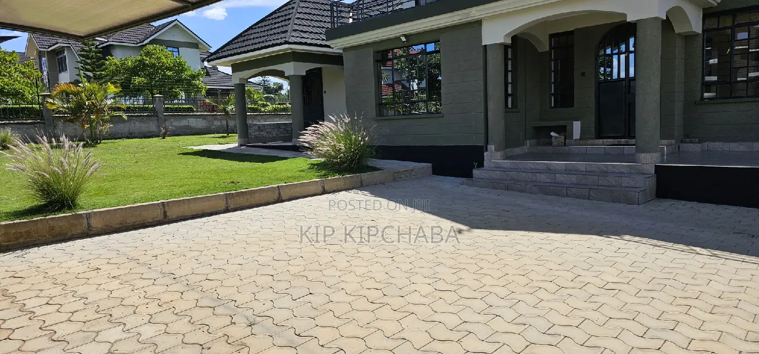 6bdrm Maisonette in Elgonview for sale