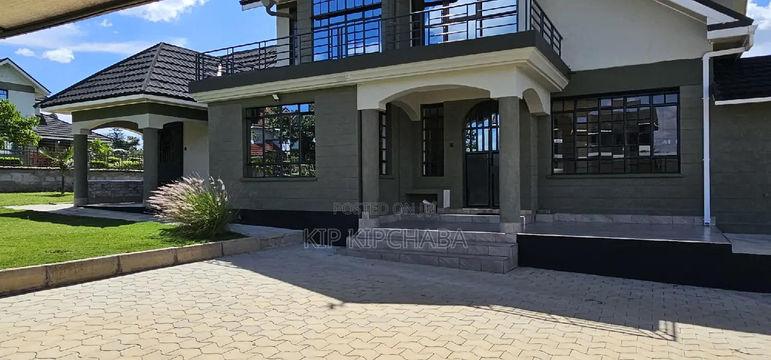 6bdrm Maisonette in Elgonview for sale