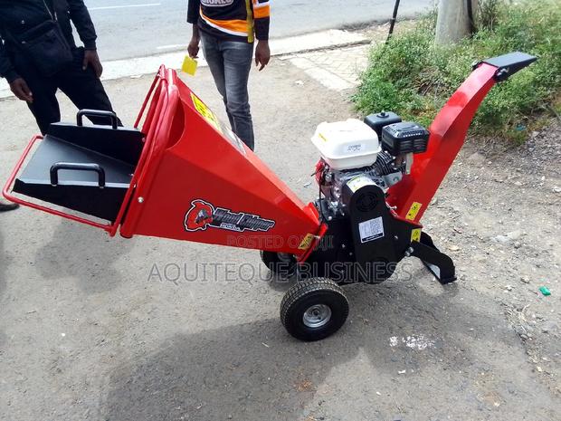 Wood Chipper. Heavy Machine - main view