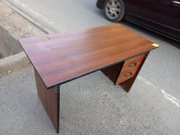 Office Desk Office Desk 1m - main view