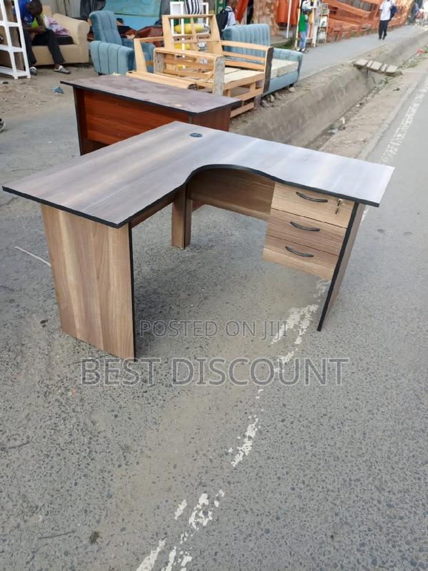 Office Table Office Table - main view